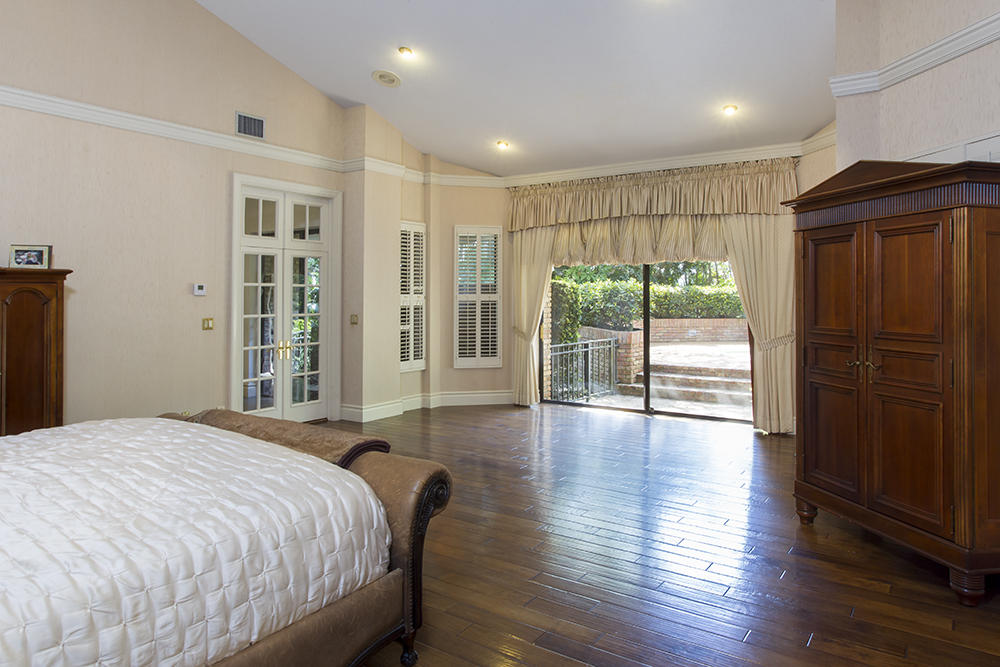 3865 Kings Way Boca Raton, FL 33434 - Photo 19 of 35 Master Suite
