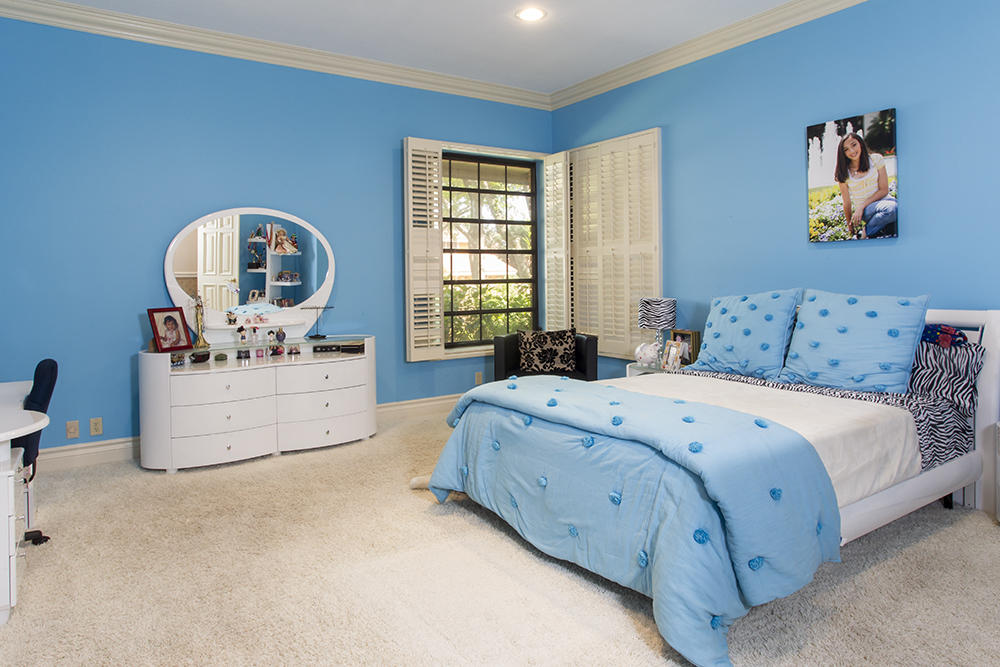 3865 Kings Way Boca Raton, FL 33434 - Photo 23 of 35 Bedroom 3