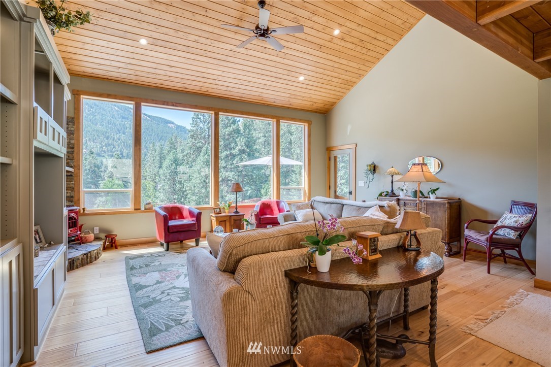 2245 Hampton Road Wenatchee, WA 98801 - Photo 12 of 35 Gallery Image 12