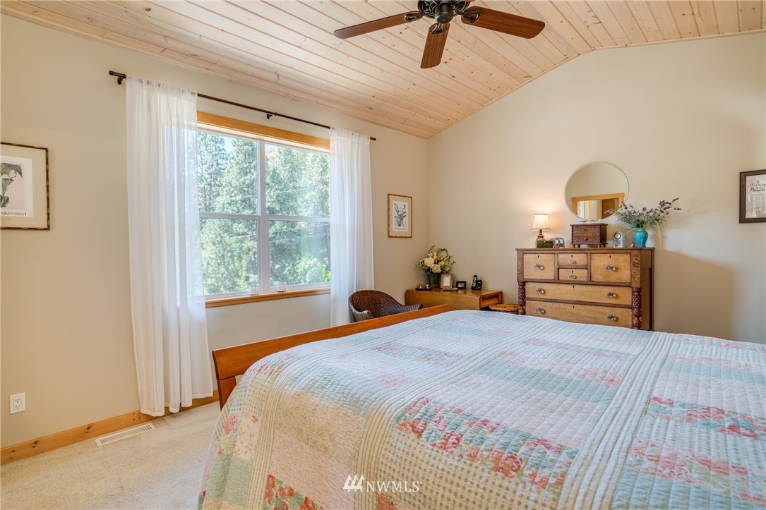 2245 Hampton Road Wenatchee, WA 98801 - Photo 17 of 35 Gallery Image 17