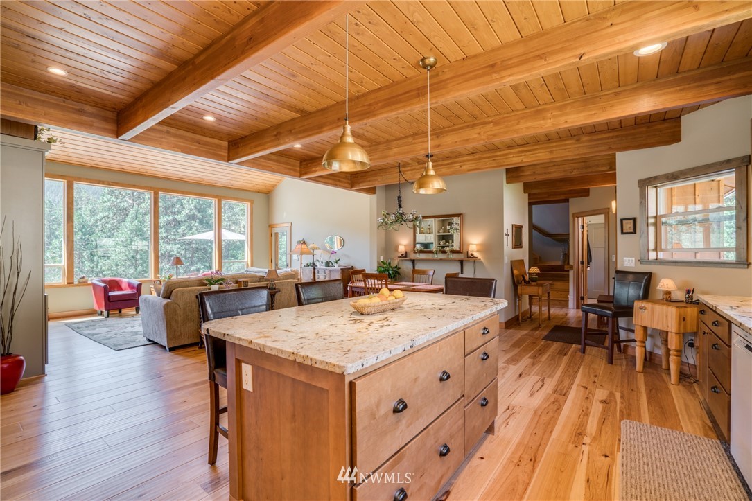 2245 Hampton Road Wenatchee, WA 98801 - Photo 9 of 35 Gallery Image 9