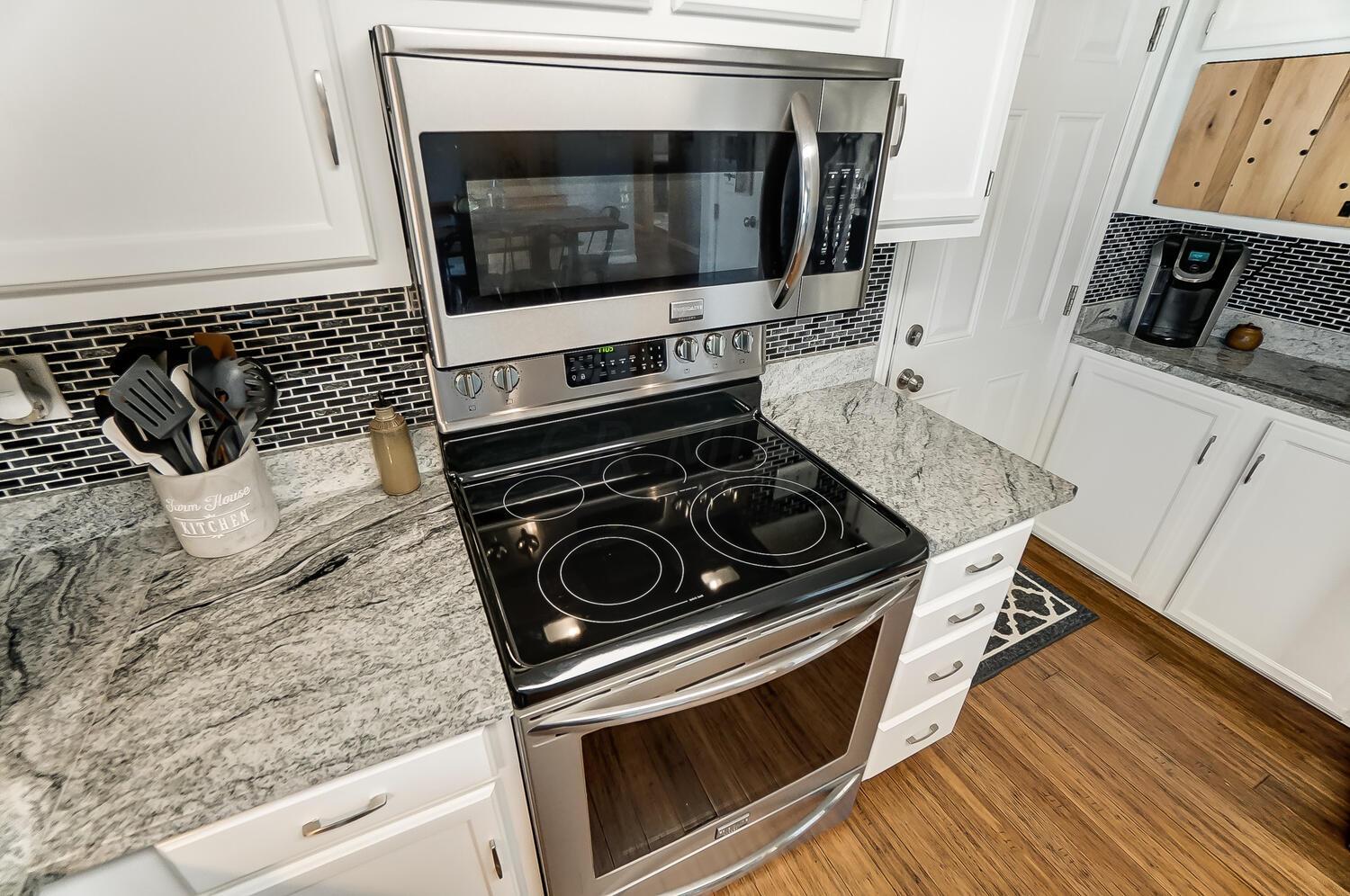 18595 Ringgold Southern Road Circleville, OH 43113 - Photo 14 of 34 Updated kitchen