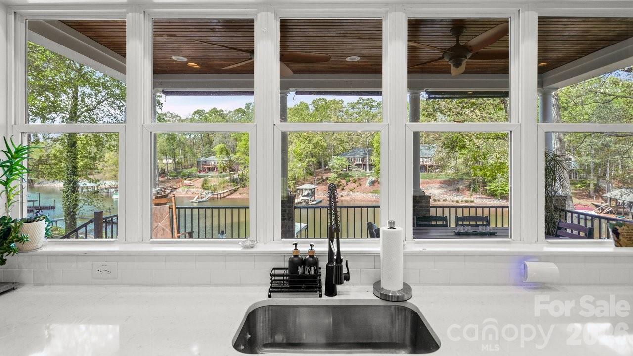 347 Whippoorwill Road Mooresville, NC 28117 - Photo 5 of 37