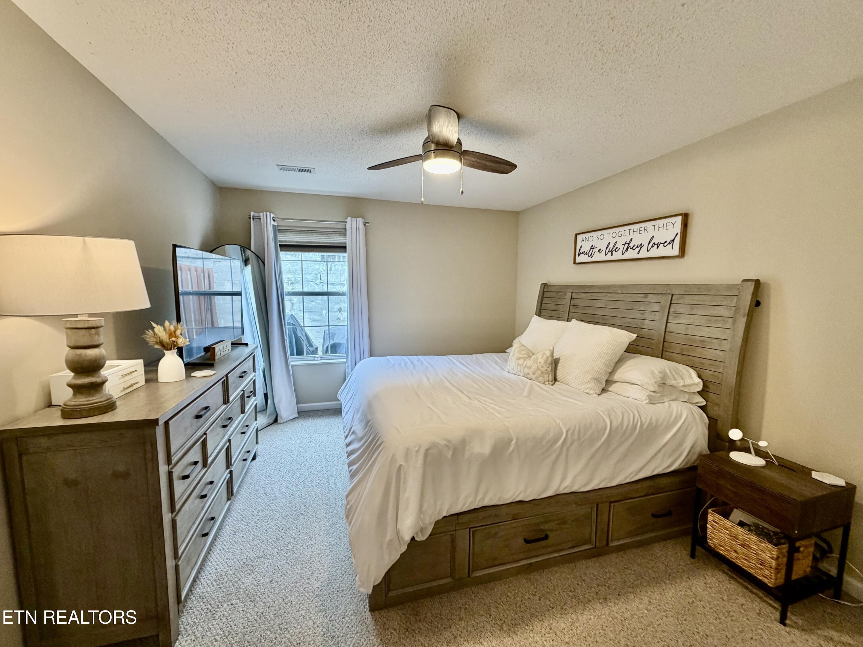 8045 Stablegate Way Powell, TN 37849 - Photo 13 of 22 IMG_8544
