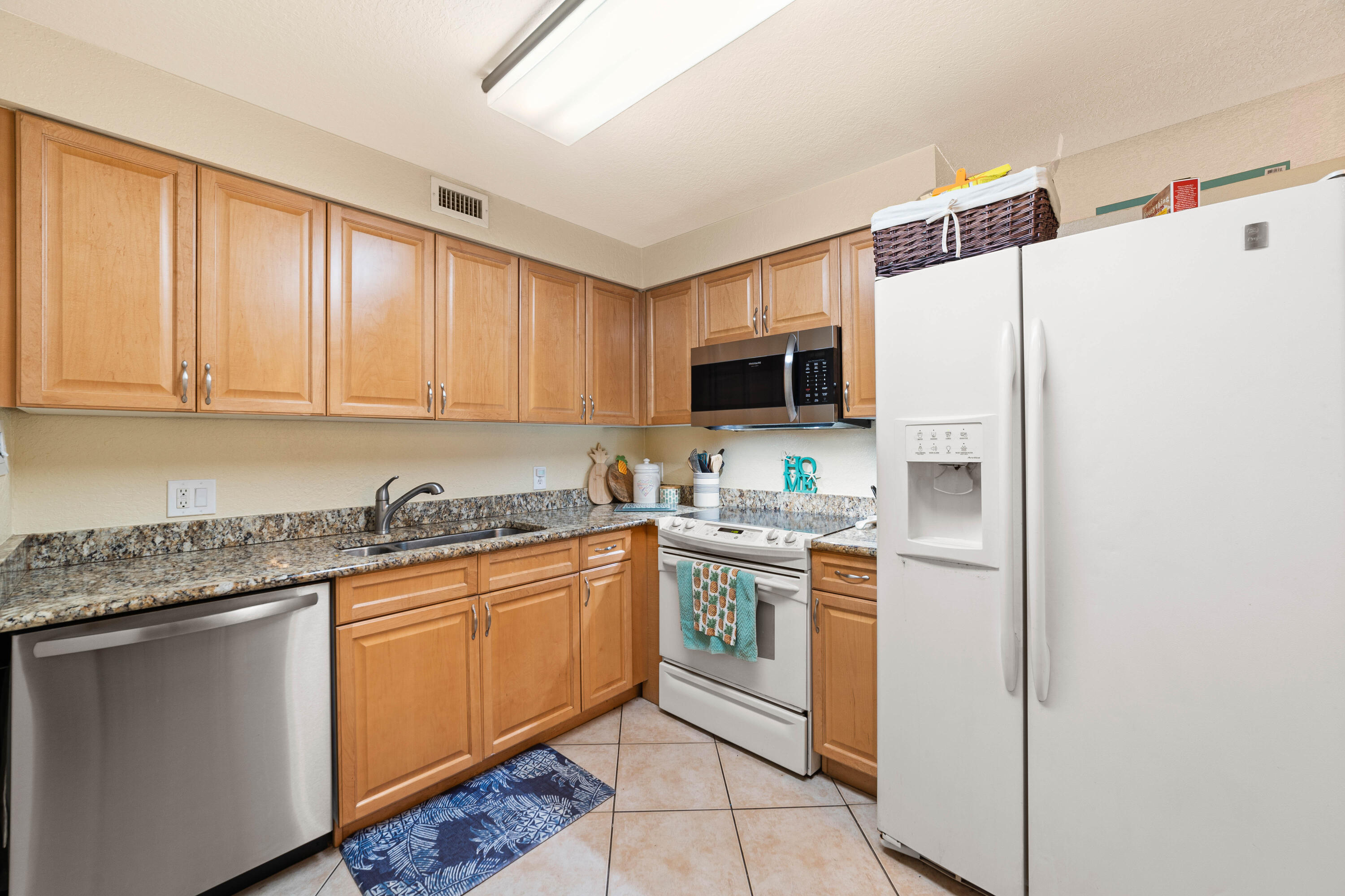 1000 Spanish River Road, Unit 2P Boca Raton, FL 33432 - Photo 12 of 30 _DSC9613