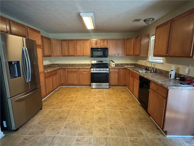 $2,700 | 4758 Chafin Point Court, Snellville, GA 30039