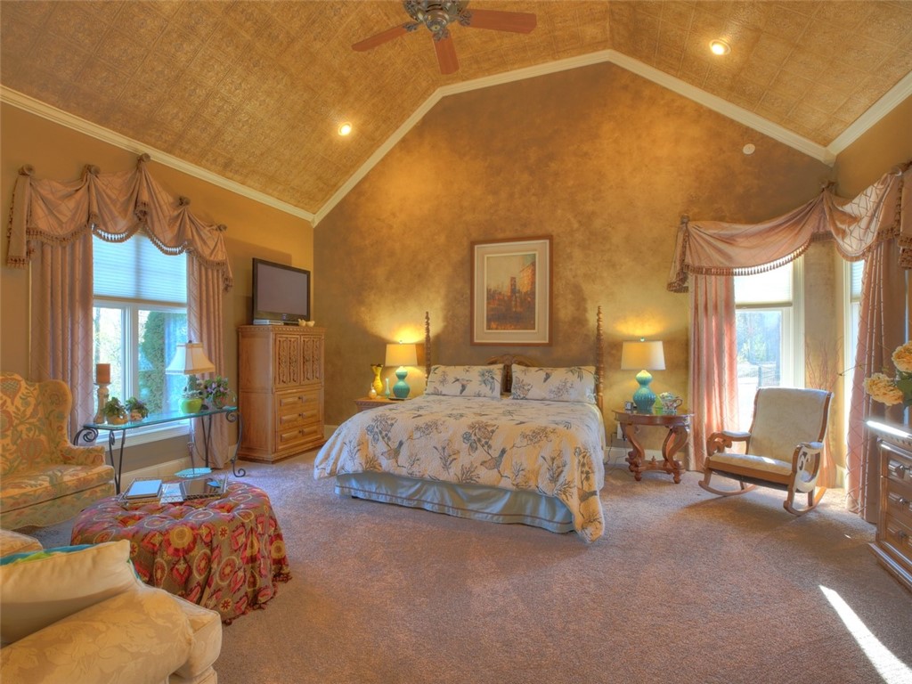 114 Rivendell Drive Anderson, SC 29621 - Photo 14 of 31 Master bedroom