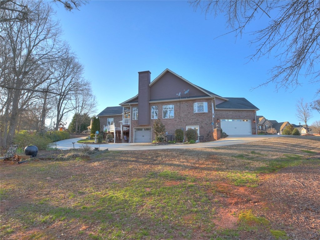 114 Rivendell Drive Anderson, SC 29621 - Photo 26 of 31 side