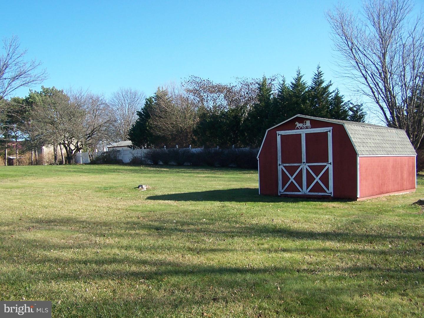 2008 Corning Road Palm, PA 18070 - Photo 5 of 18 Storage Shed
