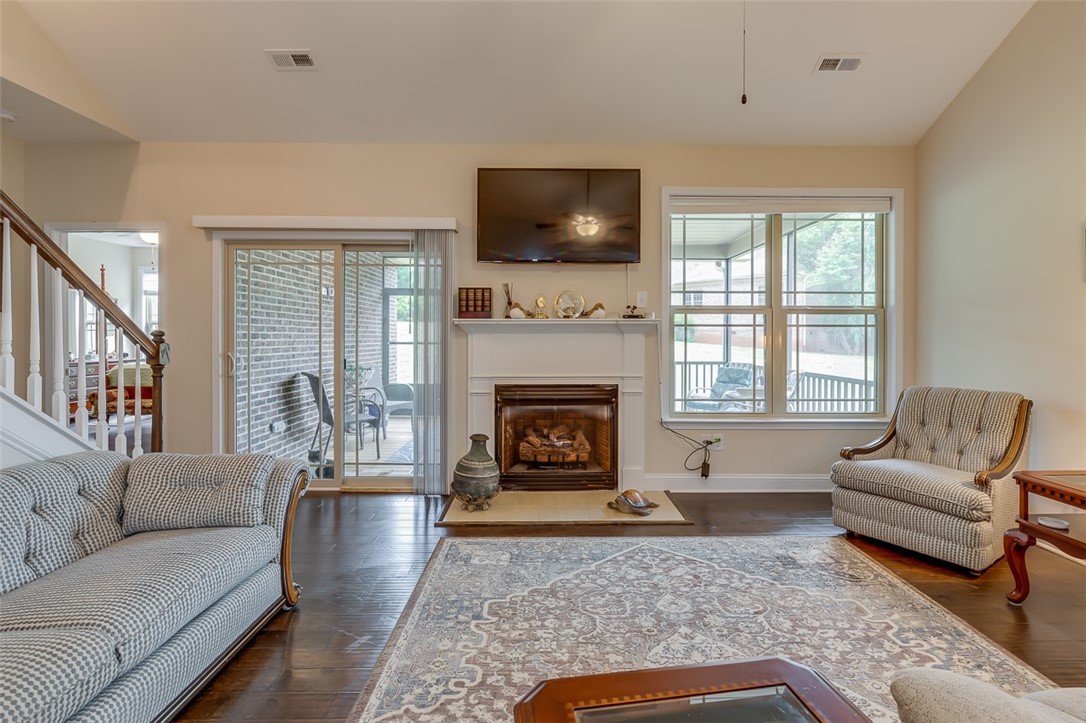 86 Angus Run Seneca, SC 29672 - Photo 15 of 43 Gallery Image 15