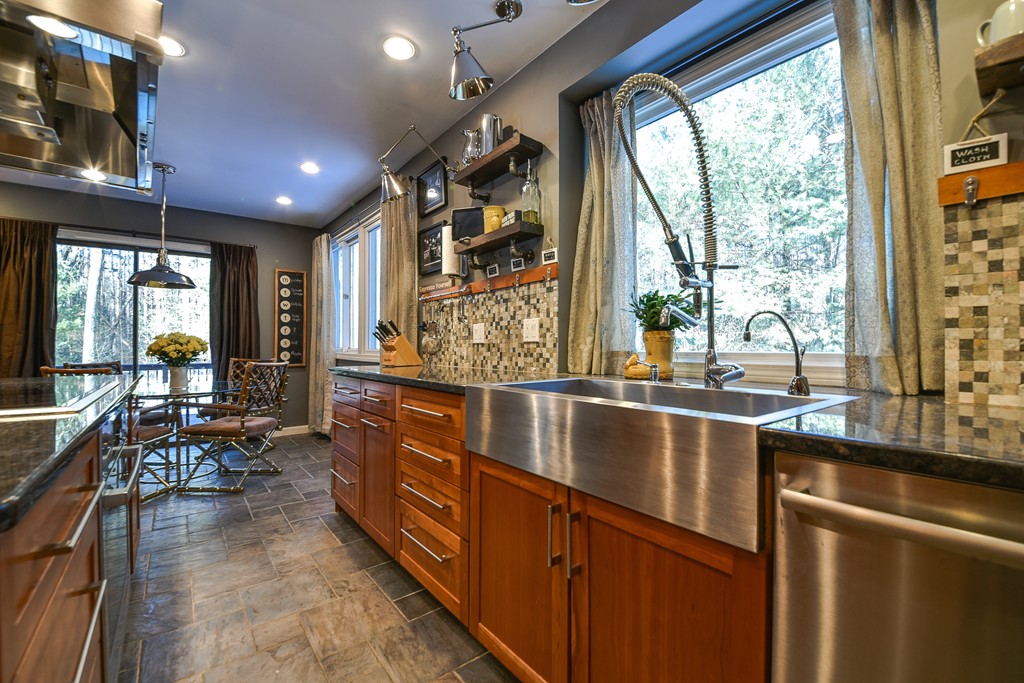 52 Knight Road Framingham, MA 01701 - Photo 8 of 29 Gallery Image 8