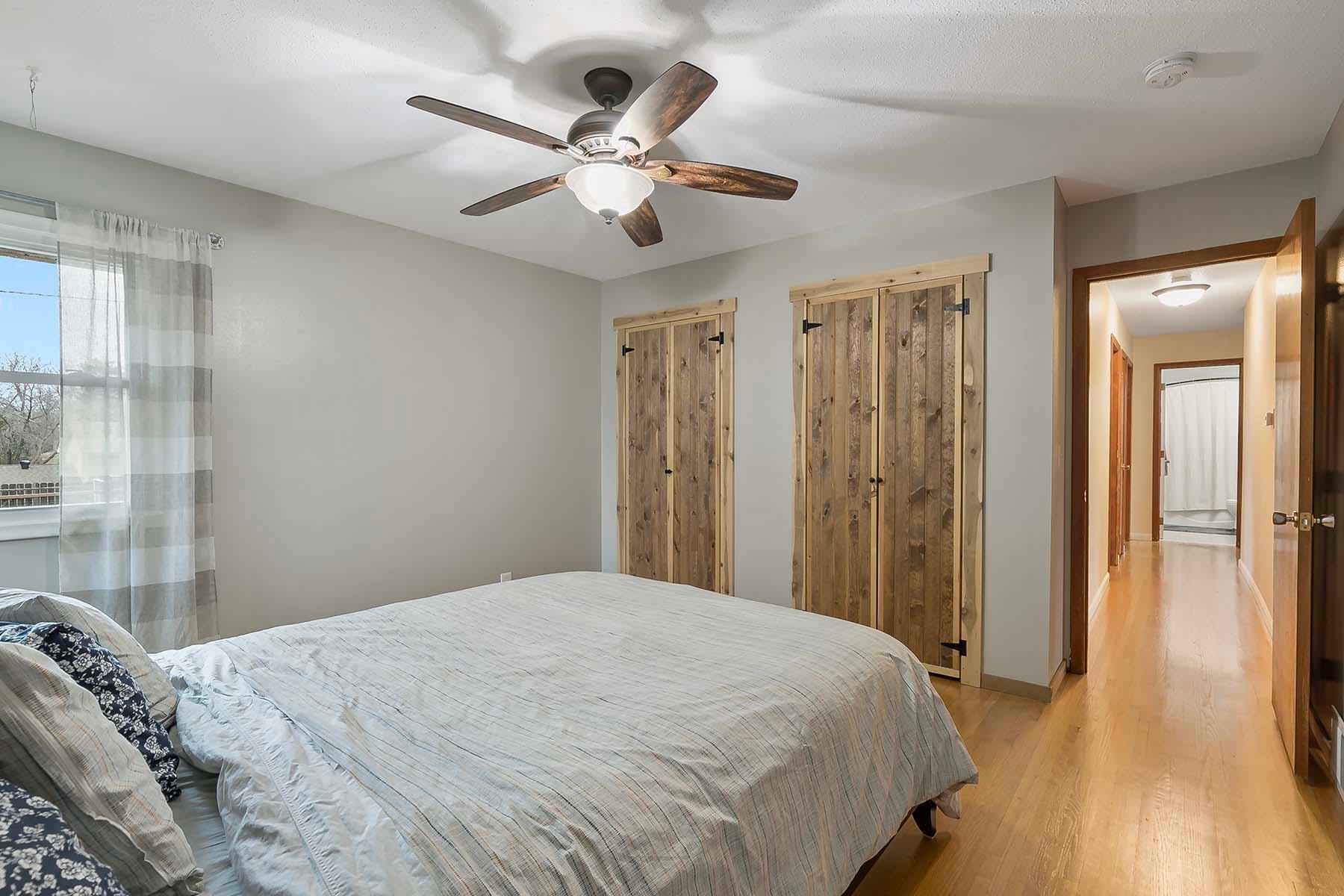 8200 Beard Road Bloomington, MN 55431 - Photo 15 of 32