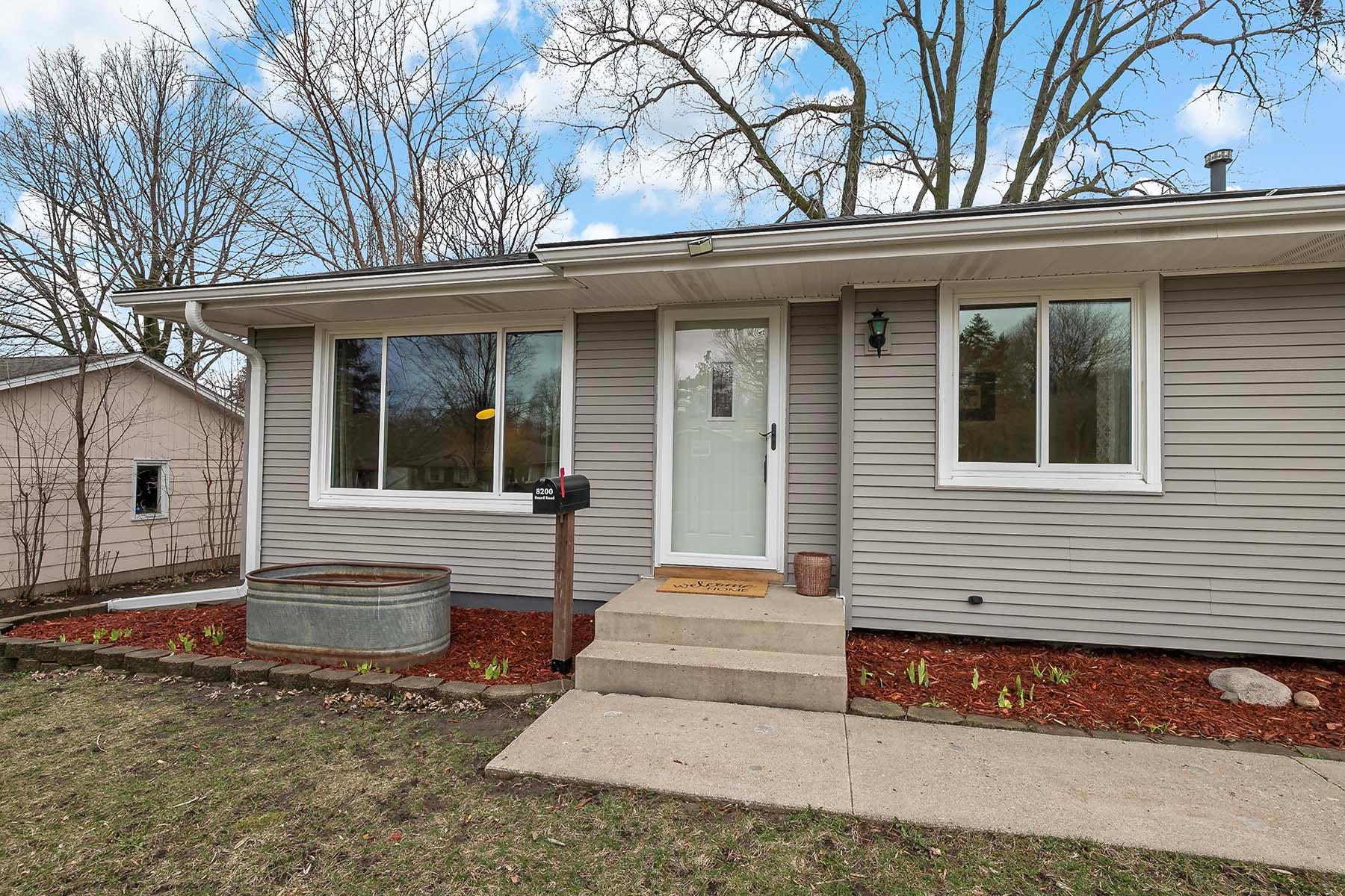 8200 Beard Road Bloomington, MN 55431 - Photo 2 of 32