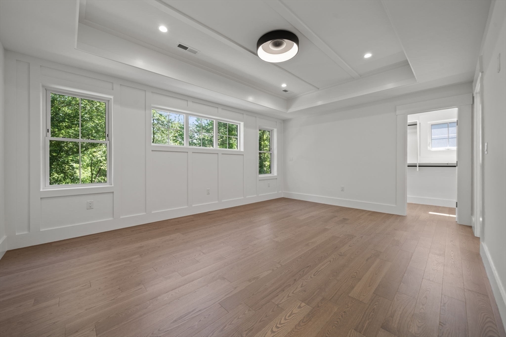 17 Upland Road Natick, MA 01760 - Photo 23 of 38