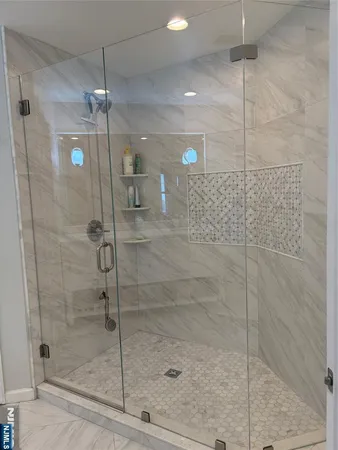 $5,900 | 34 Winding Way, Woodland Park, NJ 07424