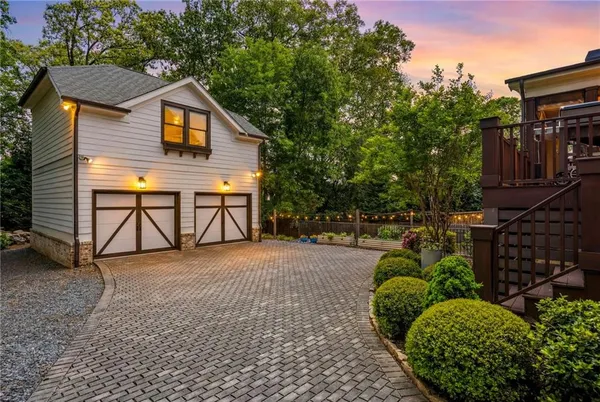 $2,300,000 | 2623 Green Meadows Lane Northeast, Brookhaven, GA 30319