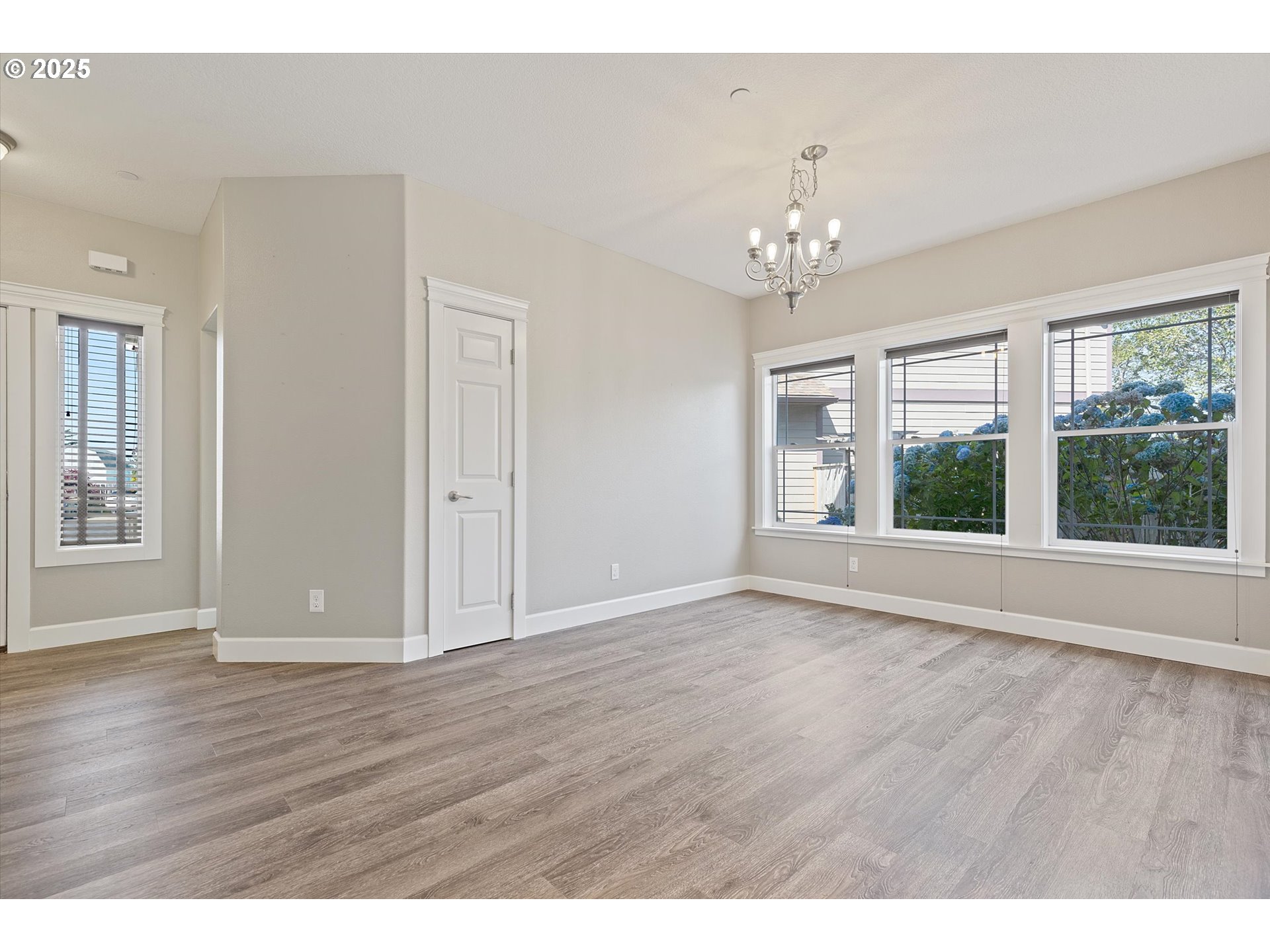 7115 Northeast Benton Place Newport, OR 97365 - Photo 12 of 48