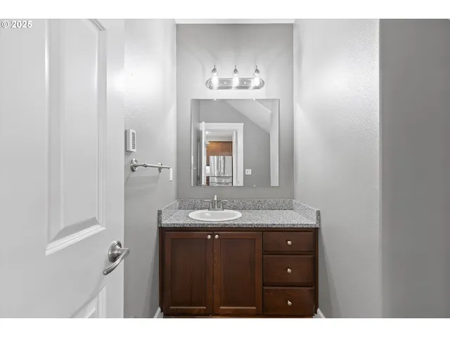 $634,999 | 7115 Northeast Benton Place, Newport, OR 97365