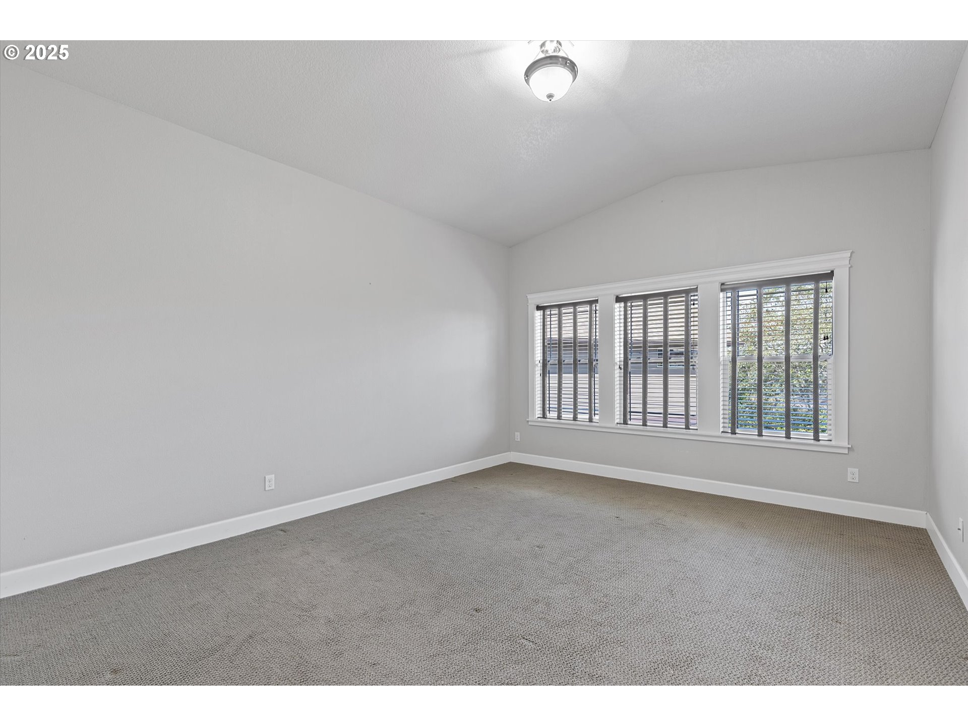 7115 Northeast Benton Place Newport, OR 97365 - Photo 21 of 48