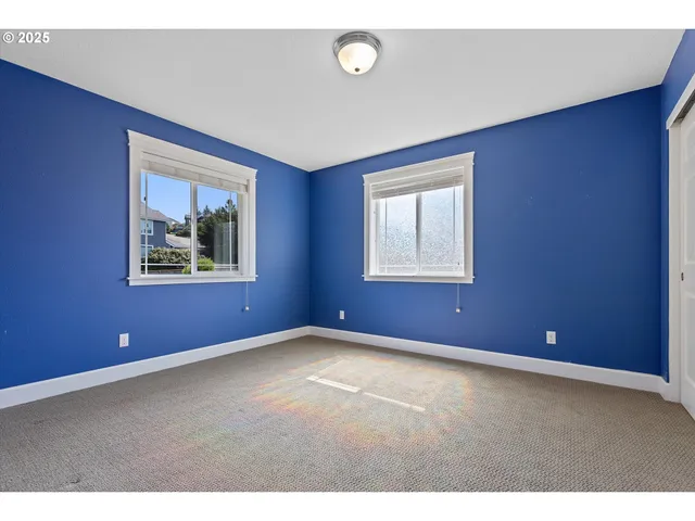 $634,999 | 7115 Northeast Benton Place, Newport, OR 97365