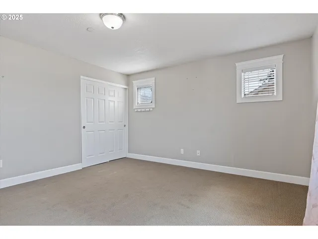 $634,999 | 7115 Northeast Benton Place, Newport, OR 97365