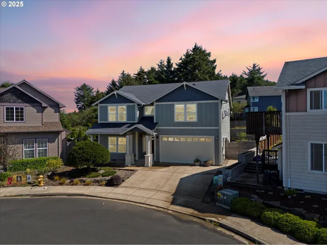 $634,999 | 7115 Northeast Benton Place, Newport, OR 97365