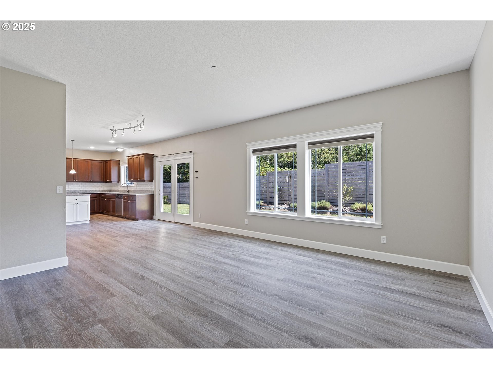 7115 Northeast Benton Place Newport, OR 97365 - Photo 10 of 48