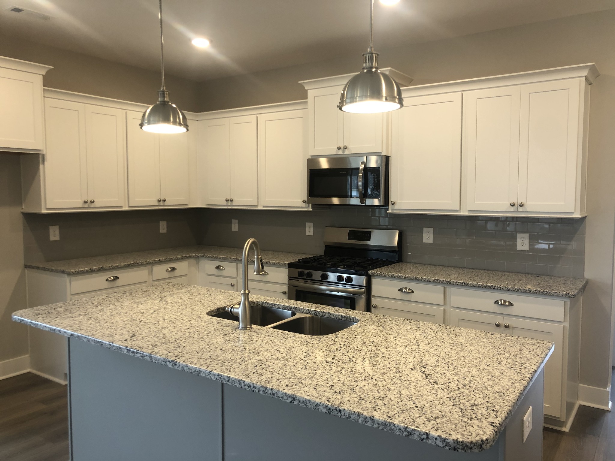 1216 Batbriar Road, Unit 122 Murfreesboro, TN 37128 - Photo 2 of 10 Gallery Image 2
