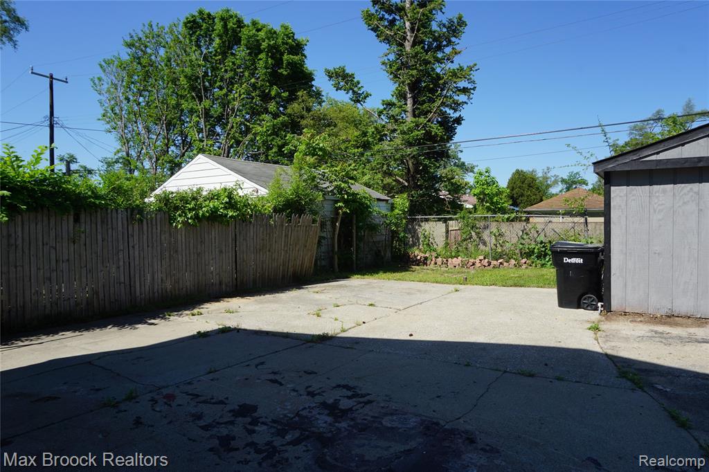 20009 Indiana Street Detroit, MI 48221 - Photo 25 of 25