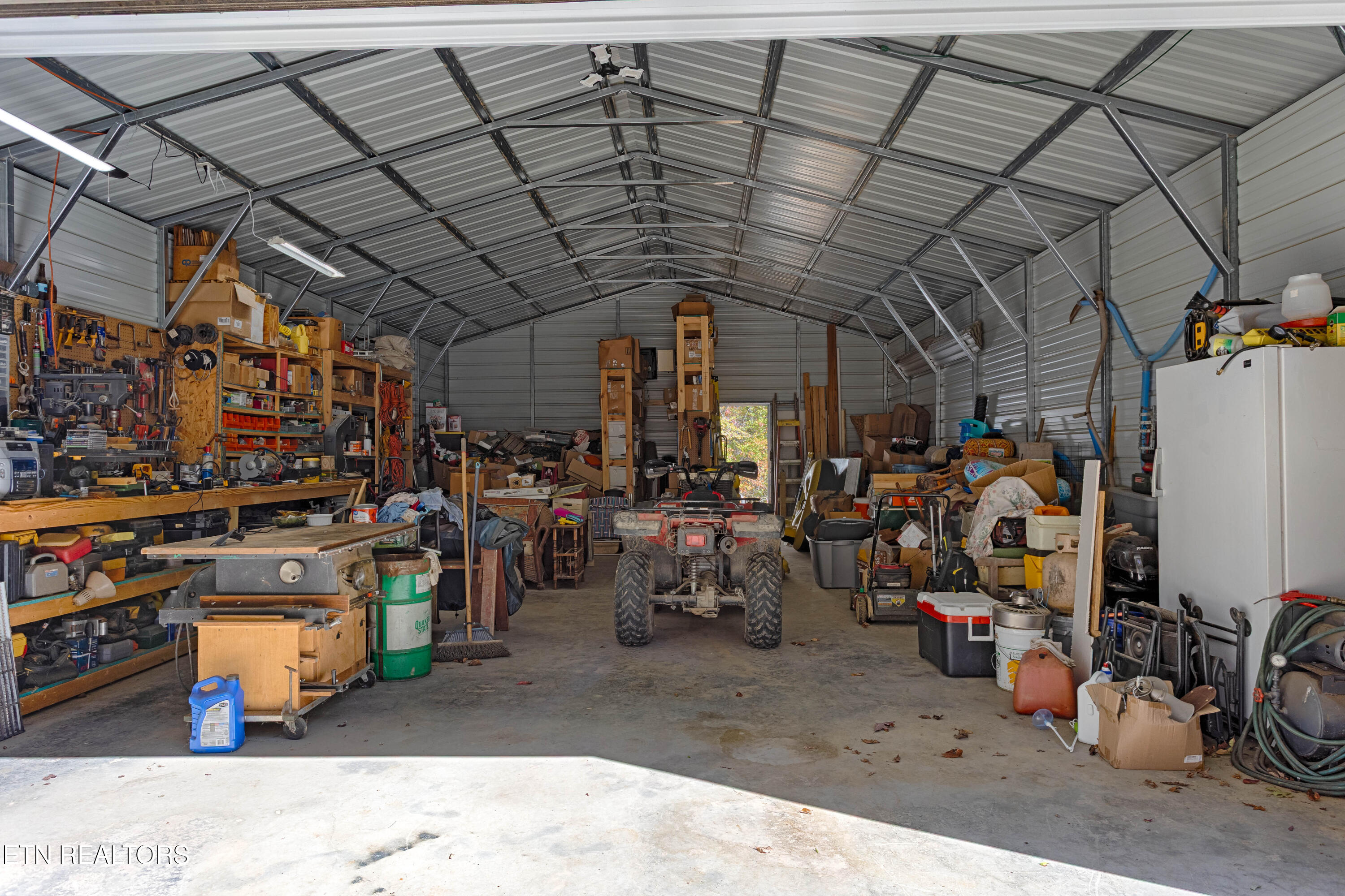 25 Blackberry Lane Spring City, TN 37381 - Photo 18 of 26 Tinker Paradise!