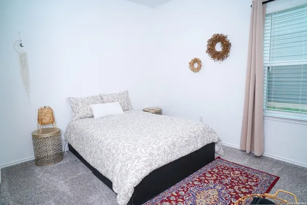 $1,800 | 2429 Dielman Drive, Seguin, TX 78155