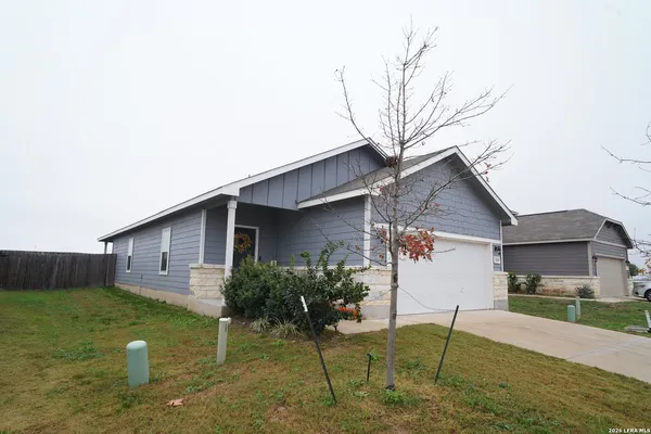 $1,800 | 2429 Dielman Drive, Seguin, TX 78155