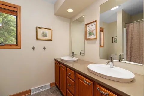 $985,000 | 1411 Willow Trail, Middleton, WI 53562