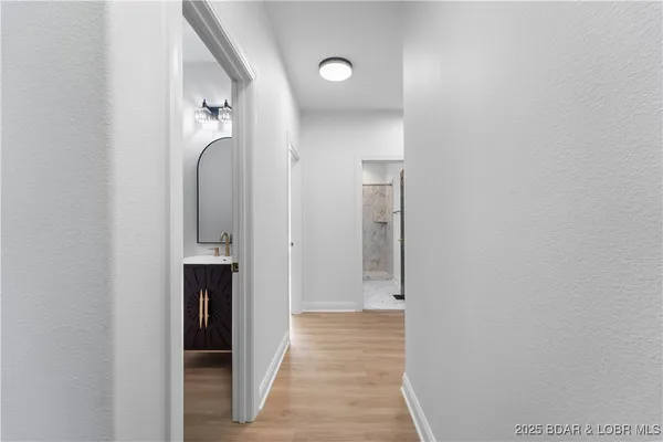 $515,000 | 36 Via Da Contro, Sunrise Beach, MO 65079