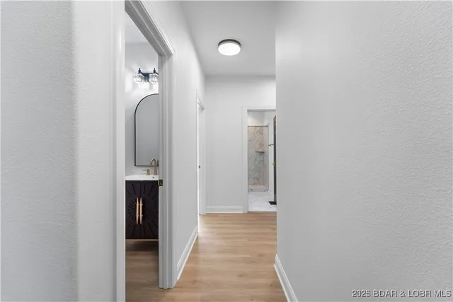 $550,000 | 36 Via Da Contro, Sunrise Beach, MO 65079