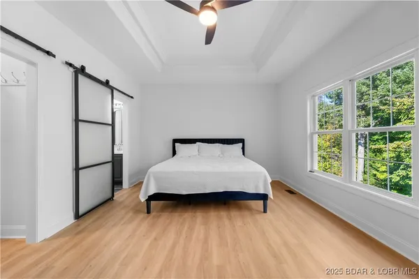 $515,000 | 36 Via Da Contro, Sunrise Beach, MO 65079