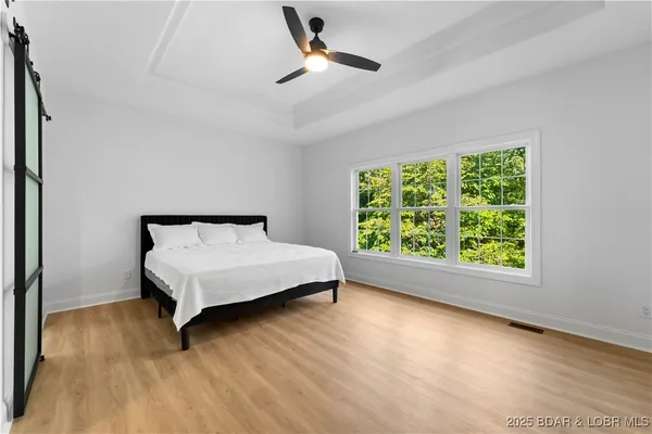 $515,000 | 36 Via Da Contro, Sunrise Beach, MO 65079