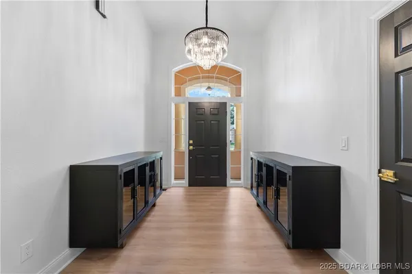 $515,000 | 36 Via Da Contro, Sunrise Beach, MO 65079