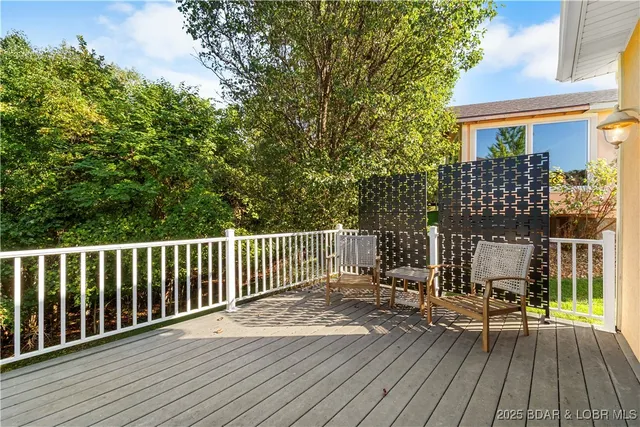 $550,000 | 36 Via Da Contro, Sunrise Beach, MO 65079