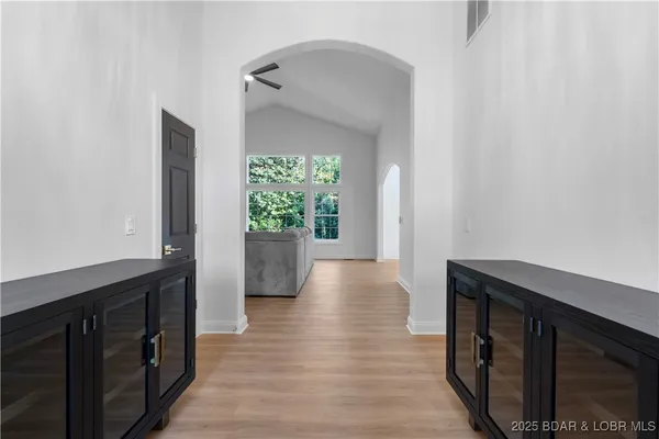 $515,000 | 36 Via Da Contro, Sunrise Beach, MO 65079