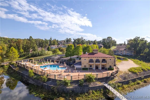 $550,000 | 36 Via Da Contro, Sunrise Beach, MO 65079