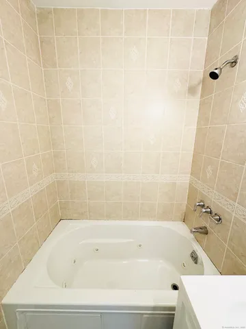 $144,900 | 107 Niles Hill Road, Unit A, New London, CT 06320