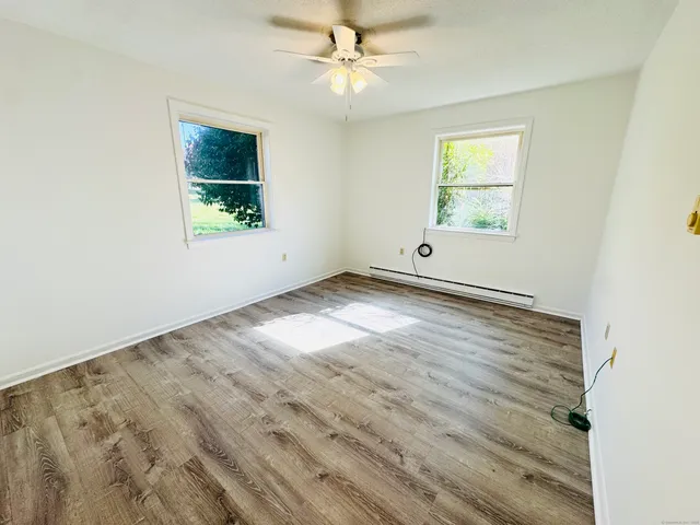 $144,900 | 107 Niles Hill Road, Unit A, New London, CT 06320