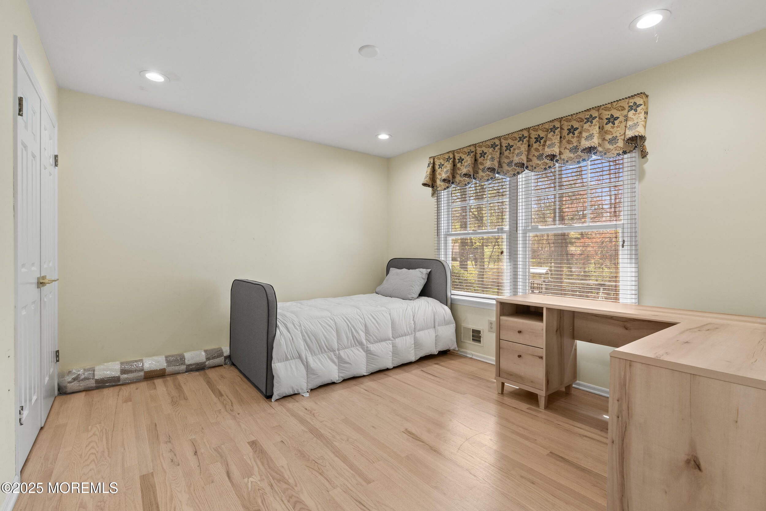 704 Deal Road Asbury Park, NJ 07712 - Photo 39 of 50 040