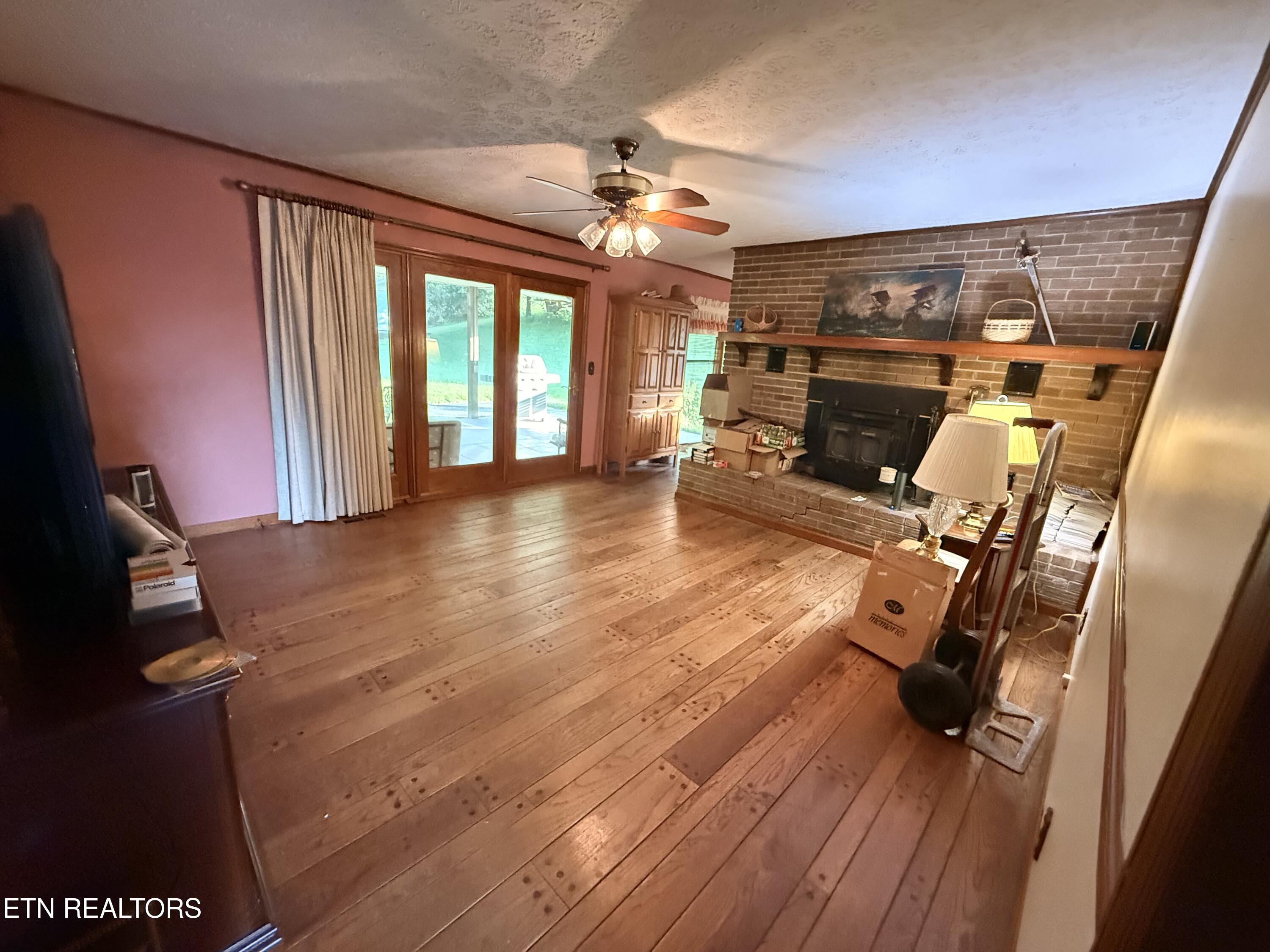 1317 Ridgeview Road Jonesville, VA 24263 - Photo 5 of 30 IMG_0792