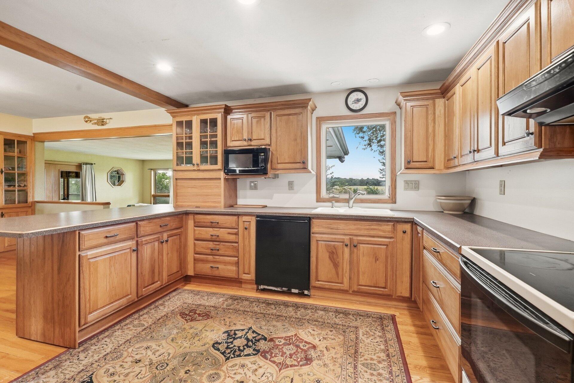 N7867 Townline Road Troy, WI 53120 - Photo 5 of 27 Kitchen