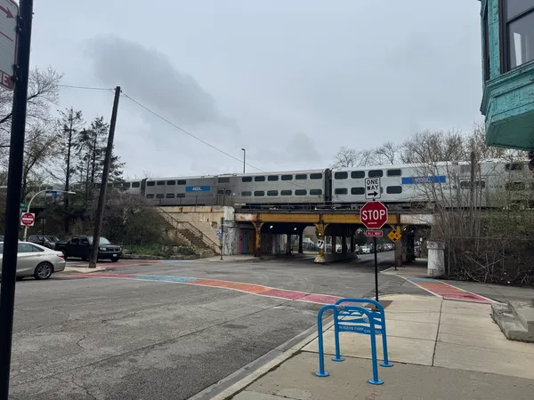 $950 | 1746 West Estes Avenue, Unit 205, Chicago, IL 60626