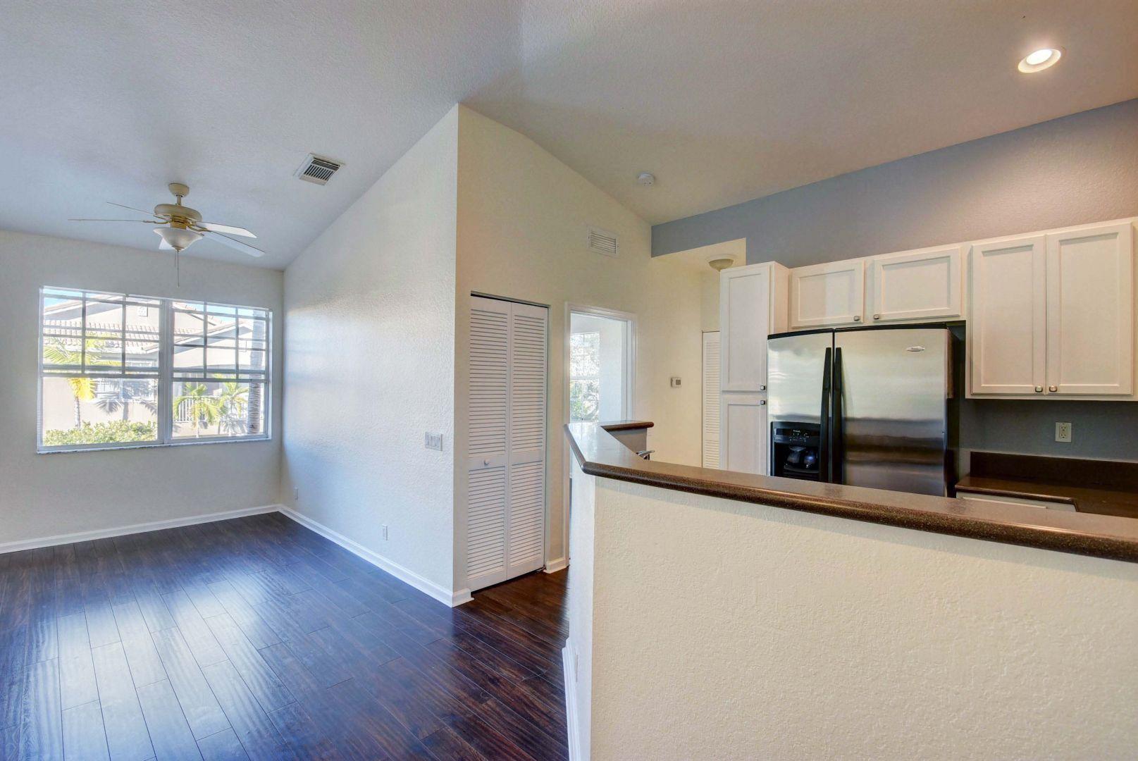 3157 Laurel Ridge Circle Riviera Beach, FL 33404 - Photo 8 of 24 07_untitled (7)