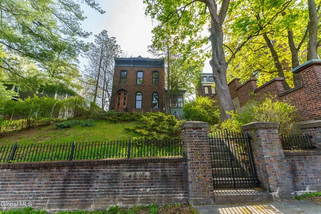 $599,900 | 198 9th Street, Troy, NY 12180
