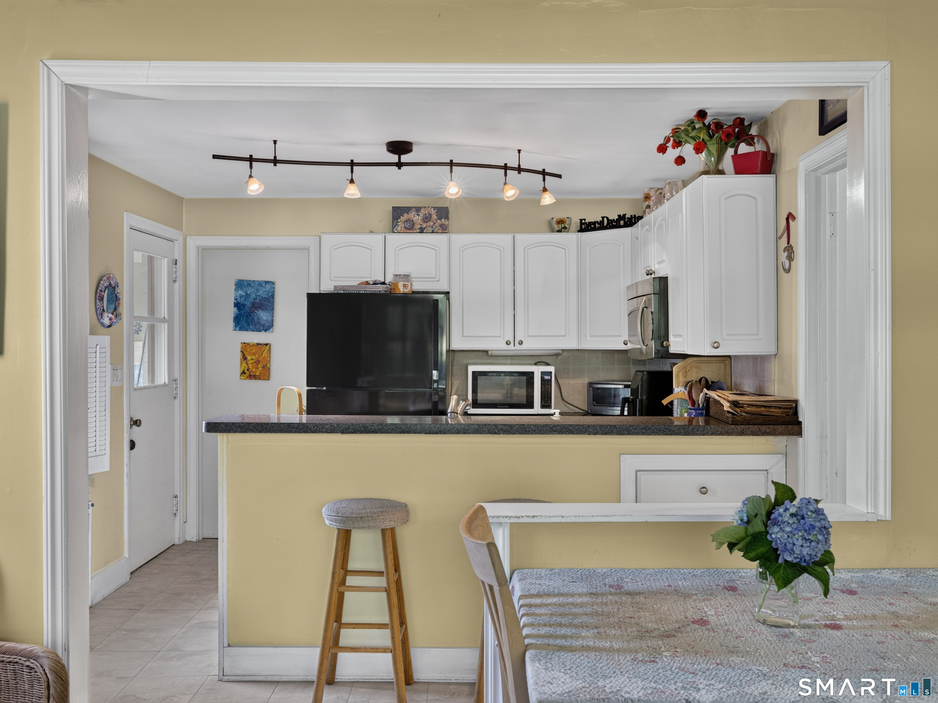 1245 Flanders Road Groton, CT 06355 - Photo 11 of 32 Gallery Image 11